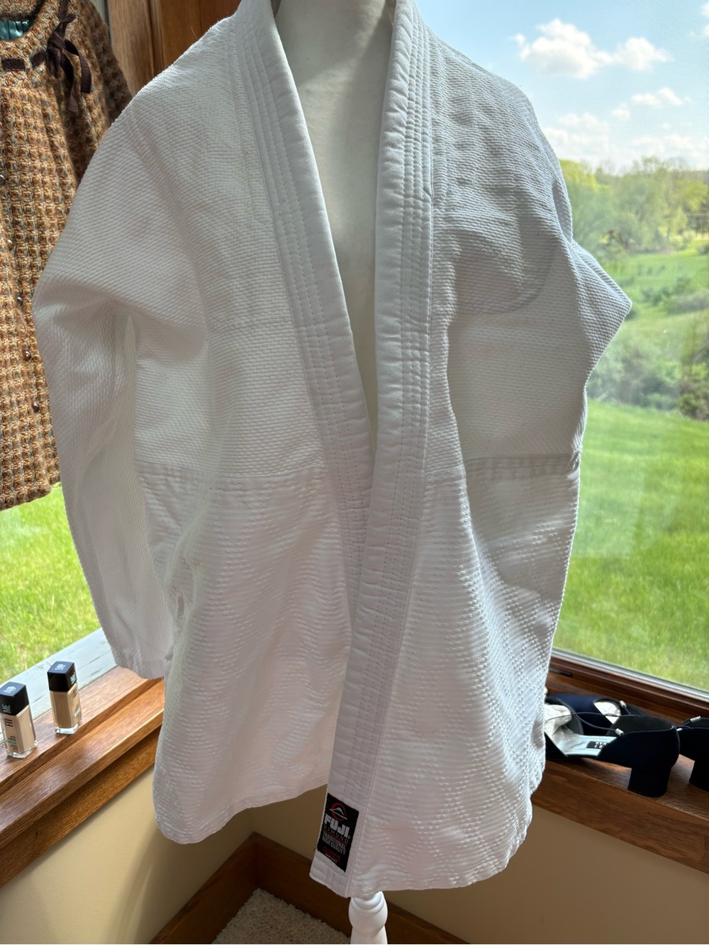 Fuji White Kimono Gi Starch Crisp White Size 4 Like New